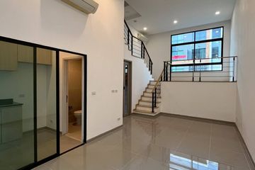 3 Bedroom Townhouse for sale in Suan Luang, Bangkok