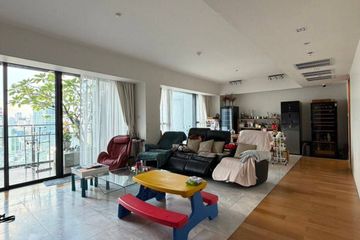 3 Bedroom Condo for sale in Sathorn 111, Thung Maha Mek, Bangkok near BTS Chong Nonsi