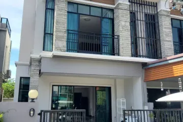 4 Bedroom Townhouse for rent in Suchawalai at sea, Cha am, Phetchaburi