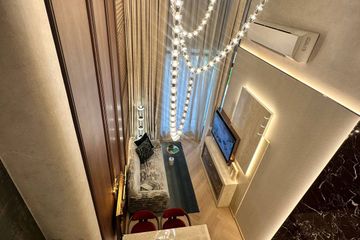 2 Bedroom Condo for sale in Khlong Ton Sai, Bangkok near BTS Charoen Nakhon