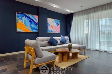 2 Bedroom Condo for sale in Na Kluea, Chonburi