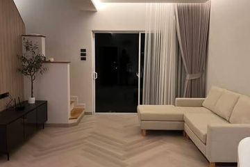 3 Bedroom Townhouse for sale in The Metro Rama 9, Prawet, Bangkok