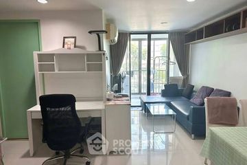 2 Bedroom Condo for sale in Ideo Blucove Sathorn, Khlong Ton Sai, Bangkok near BTS Wongwian Yai