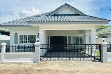 3 Bedroom House for sale in Baan Chalita 2, Nong Pla Lai, Chonburi