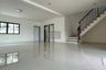 3 Bedroom Townhouse for sale in Nuan Chan, Bangkok
