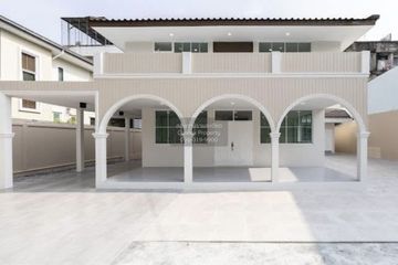 3 Bedroom House for sale in Chom Phon, Bangkok near MRT Phahon Yothin