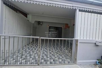 3 Bedroom Townhouse for sale in Na Kluea, Chonburi