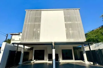 6 Bedroom House for rent in Khlong Chaokhun Sing, Bangkok