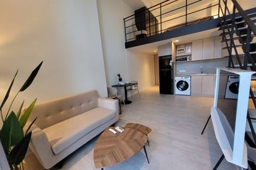 1 Bedroom Condo for rent in The Lofts Silom, Silom, Bangkok near BTS Surasak