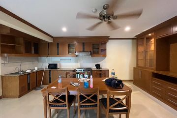 2 Bedroom Condo for rent in Khlong Toei Nuea, Bangkok near MRT Sukhumvit