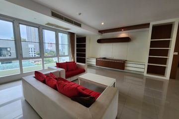 3 Bedroom Condo for rent in Khlong Tan Nuea, Bangkok