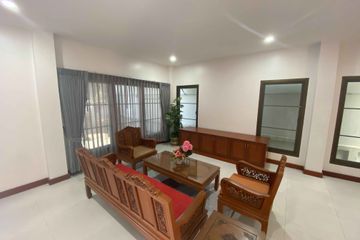 4 Bedroom House for rent in Khlong Tan Nuea, Bangkok