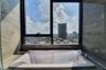 1 Bedroom Condo for rent in Ideo Q Sukhumvit 36, Khlong Tan, Bangkok near BTS Thong Lo