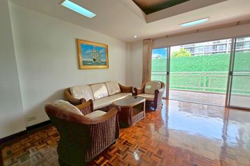 3 Bedroom Condo for rent in Khlong Tan Nuea, Bangkok near BTS Ekkamai