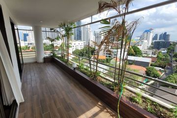 2 Bedroom Condo for rent in Khlong Tan Nuea, Bangkok