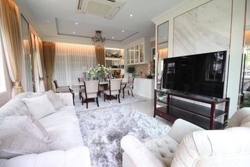 4 Bedroom House for rent in Khlong Kum, Bangkok