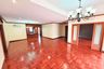 3 Bedroom Condo for rent in Khlong Tan, Bangkok near BTS Thong Lo