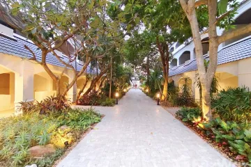 100 Bedroom Hotel / Resort for sale in Bang Lamung, Chonburi