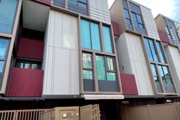 3 Bedroom House for sale in Baan Klang Muang CLASSE Sukhumvit 77, Suan Luang, Bangkok