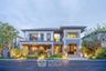 4 Bedroom House for sale in Dokmai, Bangkok
