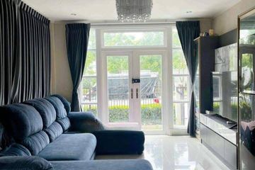 4 Bedroom Townhouse for sale in Racha Thewa, Samut Prakan