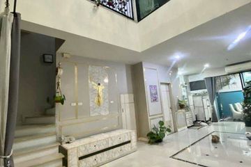 3 Bedroom Townhouse for sale in Eco Space Kaset - Nawamin, Khlong Kum, Bangkok