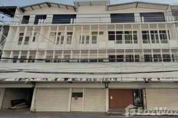 Commercial for rent in Phra Khanong Nuea, Bangkok