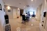 1 Bedroom Condo for sale in Silom, Bangkok near BTS Saphan Taksin