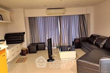 1 Bedroom Condo for sale in Silom, Bangkok near BTS Saphan Taksin