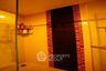 2 Bedroom Condo for sale in Hive Taksin, Khlong Ton Sai, Bangkok near BTS Wongwian Yai