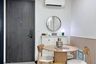 1 Bedroom Condo for sale in XT Huaikhwang, Din Daeng, Bangkok near MRT Huai Khwang