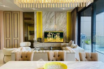2 Bedroom Condo for sale in Azure Sukhumvit 39, Khlong Tan Nuea, Bangkok near BTS Phrom Phong