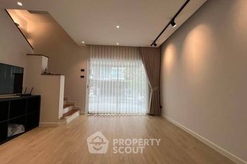 3 Bedroom Townhouse for sale in The Metro Rama 9, Prawet, Bangkok