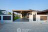 3 Bedroom House for sale in Na Kluea, Chonburi