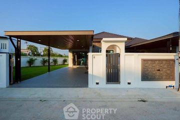 3 Bedroom House for sale in Na Kluea, Chonburi