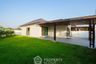 3 Bedroom House for sale in Na Kluea, Chonburi