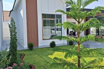 3 Bedroom House for sale in Na Kluea, Chonburi