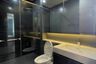 2 Bedroom Condo for sale in The Esse at Singha Complex, Bang Kapi, Bangkok near MRT Phetchaburi