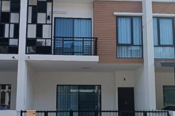3 Bedroom Townhouse for sale in iField Bangna, Dokmai, Bangkok