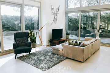 3 Bedroom Condo for sale in Khlong Ton Sai, Bangkok near BTS Saphan Taksin