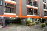 1 Bedroom Townhouse for sale in Saphan Sung, Bangkok