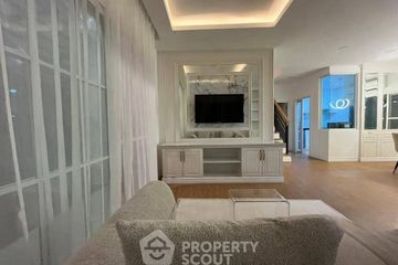 5 Bedroom House for Sale or Rent in Golden Town Onnut-Pattanakarn, Prawet, Bangkok near Airport Rail Link Ban Thap Chang