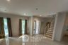 4 Bedroom Townhouse for sale in Dokmai, Bangkok