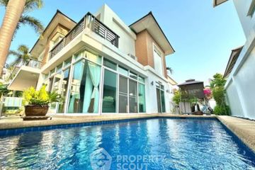 3 Bedroom Townhouse for sale in Bang Phra, Chonburi