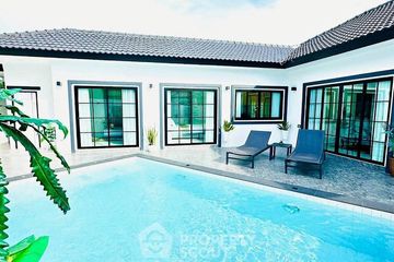 4 Bedroom House for sale in Na Kluea, Chonburi