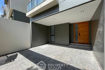 3 Bedroom Townhouse for sale in Ther Ladprao 93, Khlong Chaokhun Sing, Bangkok near MRT Lat Phrao