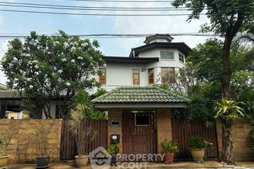 4 Bedroom House for sale in Khlong Chan, Bangkok