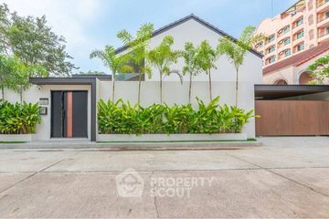 4 Bedroom Villa for sale in Na Kluea, Chonburi