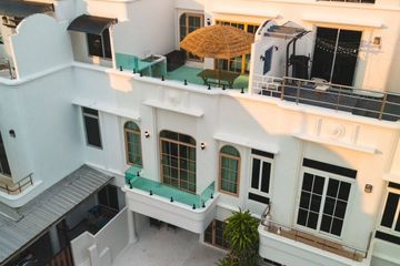 3 Bedroom House for sale in Na Kluea, Chonburi