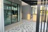 3 Bedroom Townhouse for sale in O Ngoen, Bangkok